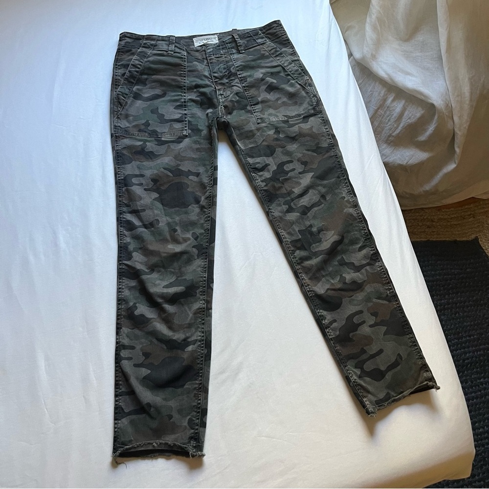 NILI LOTAN green camo print skinny slim leg cropped raw fray hem pants